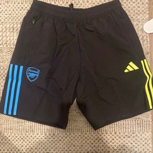 Arsenal Adidas Woven Travel Training Shorts Medium